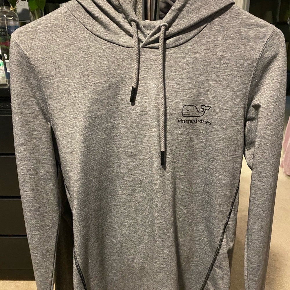 vineyard vines performance hoodie